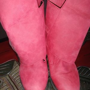 Ladies Red boots very Unique